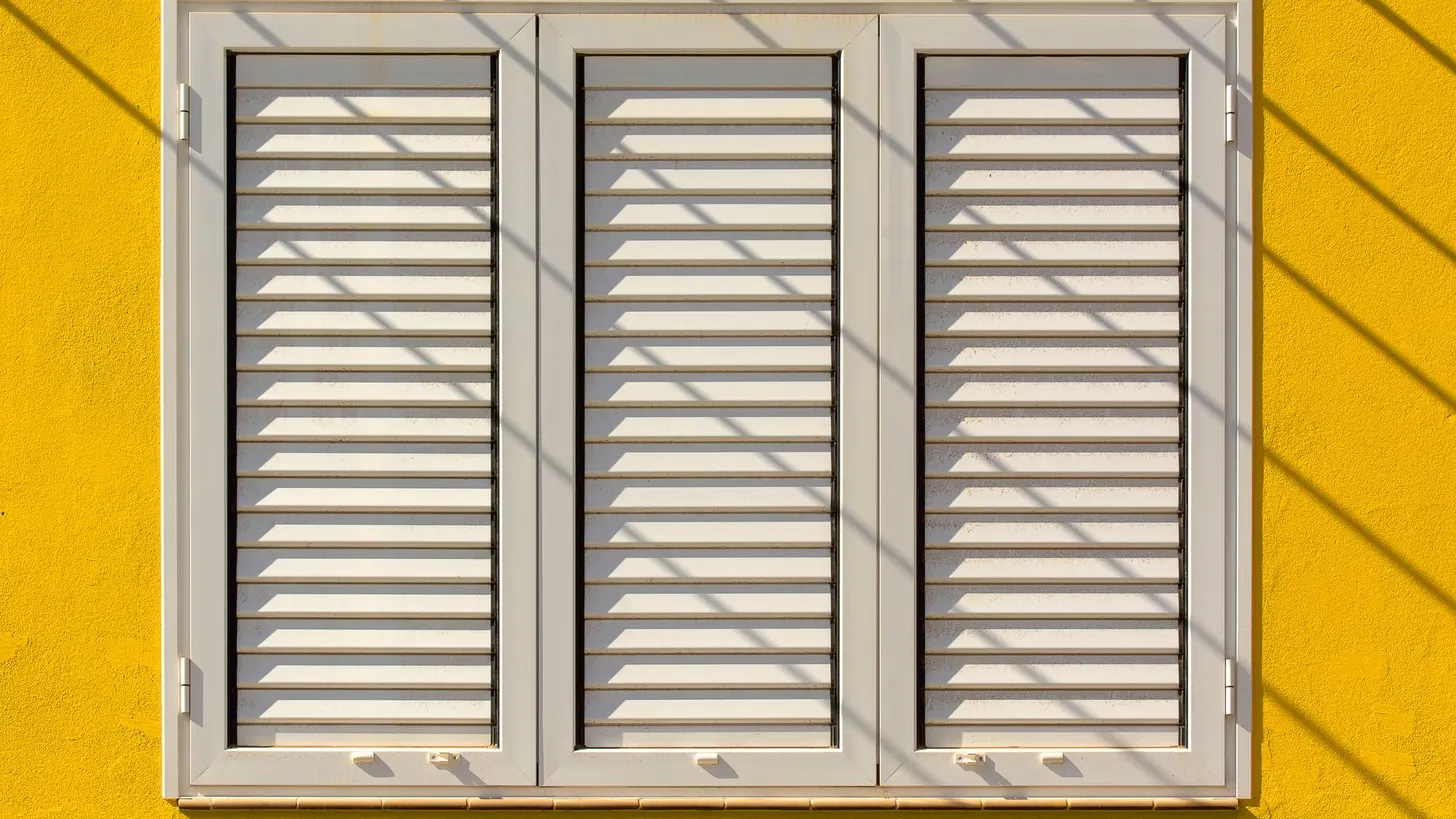 Plantation shutters cleaning Australia: the homeowner's guide — LuxeShutters